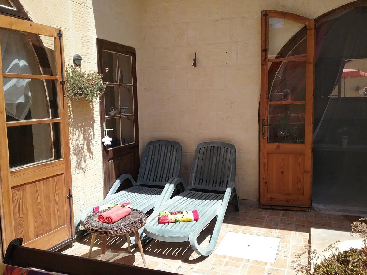 Romeo E Giulietta B&B Gharb  Luaran gambar